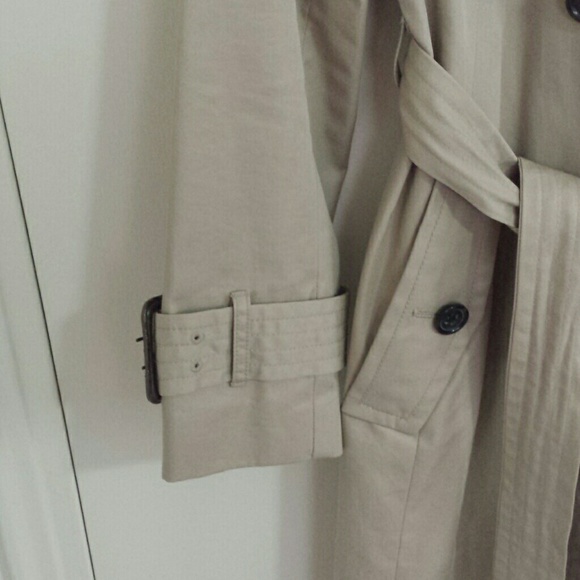 Banana Republic Jackets & Coats - Trench coat Banana Republic Jackets & Coats - Trench coat