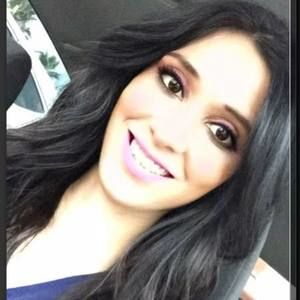 Meet your Posher, Andreina