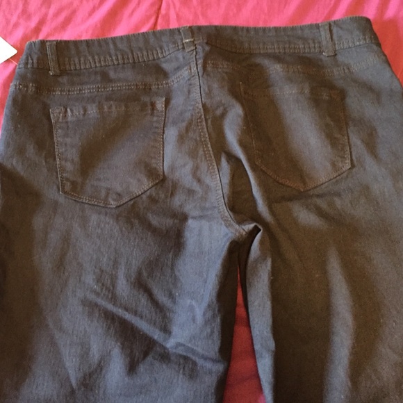 Dark blue Capri jeans - Picture 3 of 4