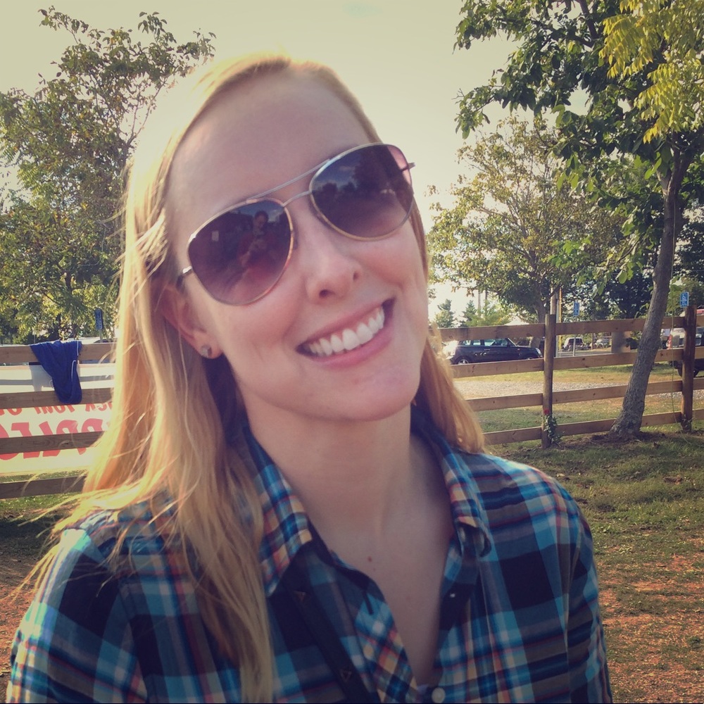 Meet your 💜Posh Ambassador💜, Lauren