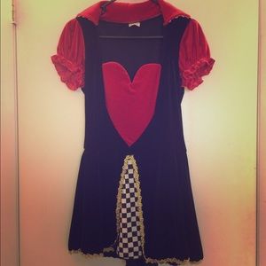 Queen of Hearts Halloween Costume