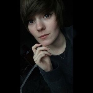 Meet your Posher, Holly