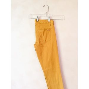 🔺SALE🔺T.Hilfiger goldenrod skinnies