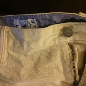 GAP Distressed Jeans, White. Size 14.