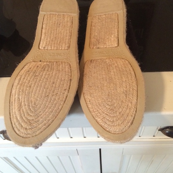Shoes - Picture 2 of 2