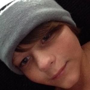 Meet your Posher, Ethan