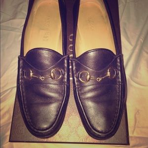 Classic leather Gucci loafers