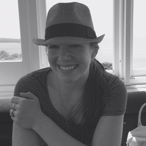 Meet your Posher, Alisa