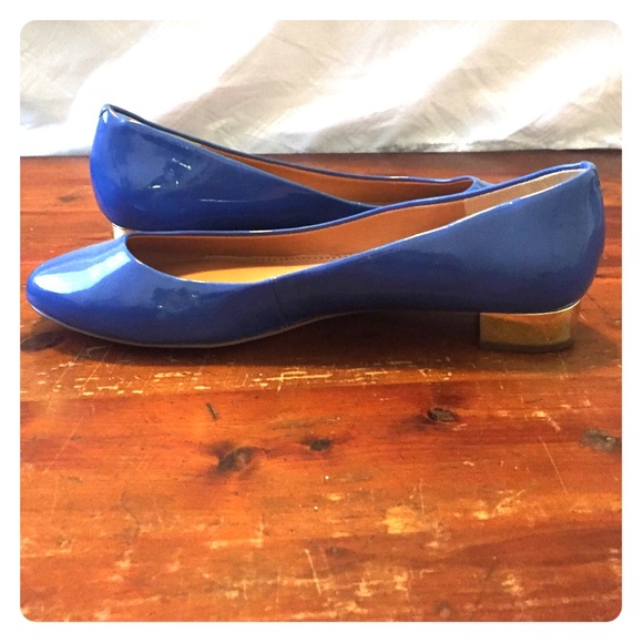 J crew blue patent leather gold heeled flats