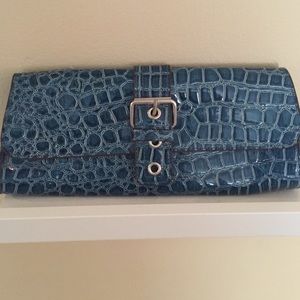 Teal/blue clutch