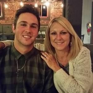 Meet your Posher, Drew