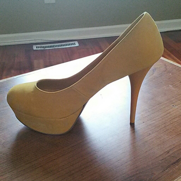 Shoes ( heels)