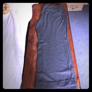 Black and grey knit pant