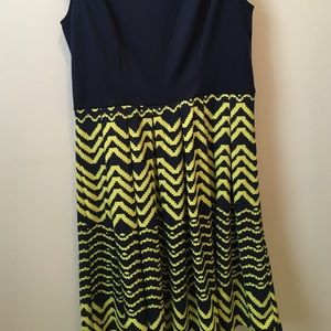 Size medium above the knee dress