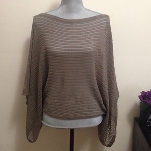 Size S/M Batwing Sleeve Sweater