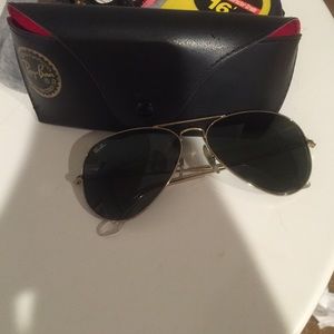 Black Ray-Ban Aviators w/ Case
