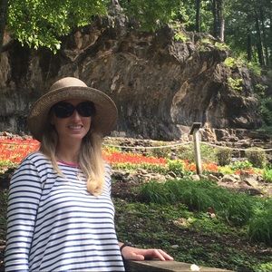 Meet your Posher, Sarah