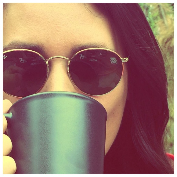 Meet your Posher, Amalia