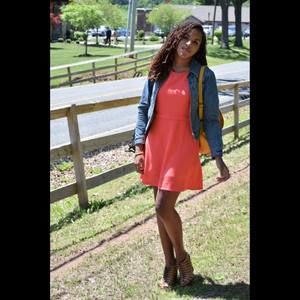 Meet your Posher, Leigha