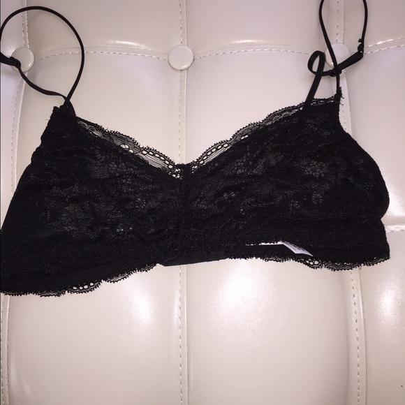 black lace bralette
