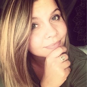 Meet your Posher, Christa