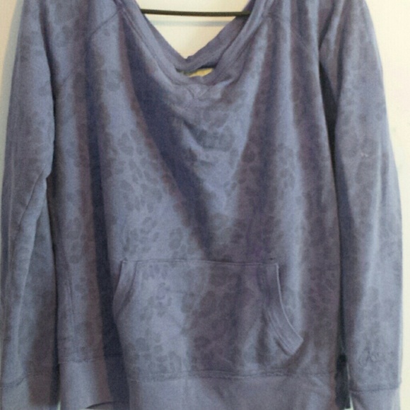Aeropostale pull over