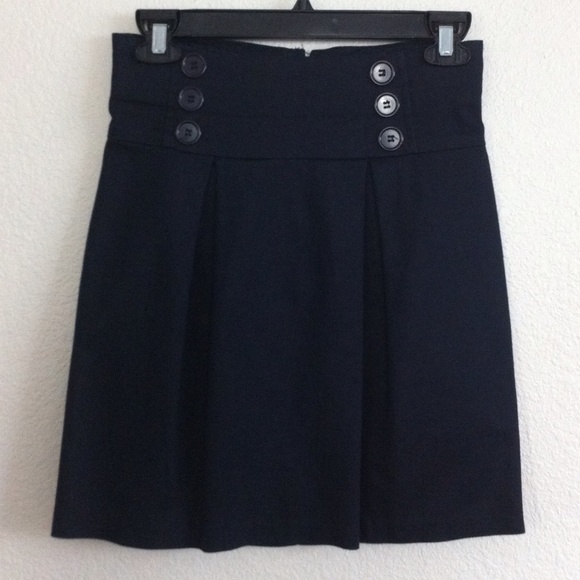 Navy denim skirt.