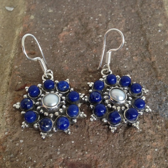 NATURAL WHITE PEARL LAPIS