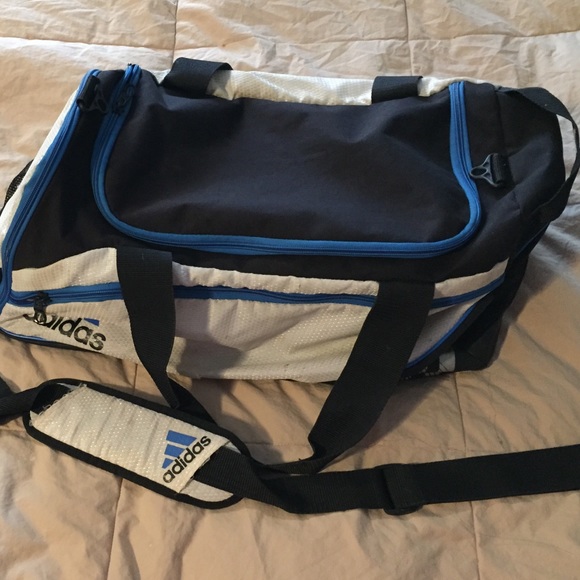 Adidas duffle sports bag