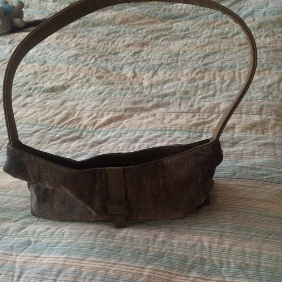 Small brown bag.
