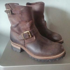 Women brown biker boots