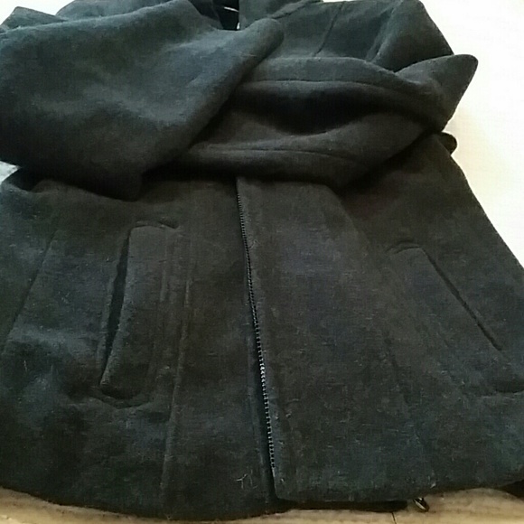 Coat - Picture 2 of 3