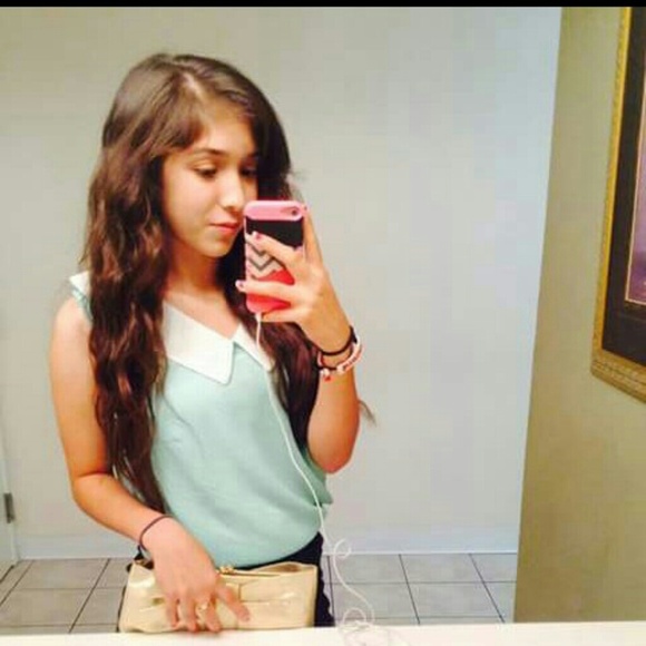 Meet your Posher, Crystal - Picture 1 of 1