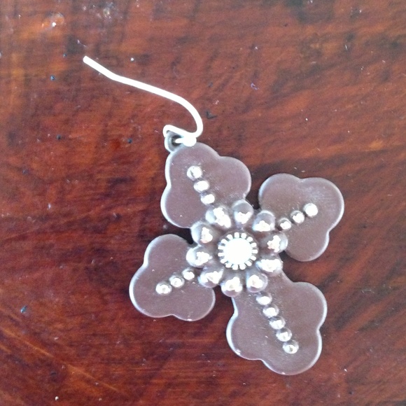 Earrings - Picture 2 of 2