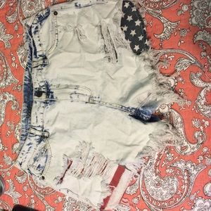 Light torn shorts