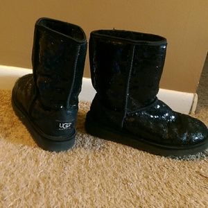 Classic Short Spakle UGGS!!