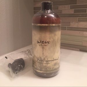 WEN Sweet Almond Mint Cleansing Conditioner