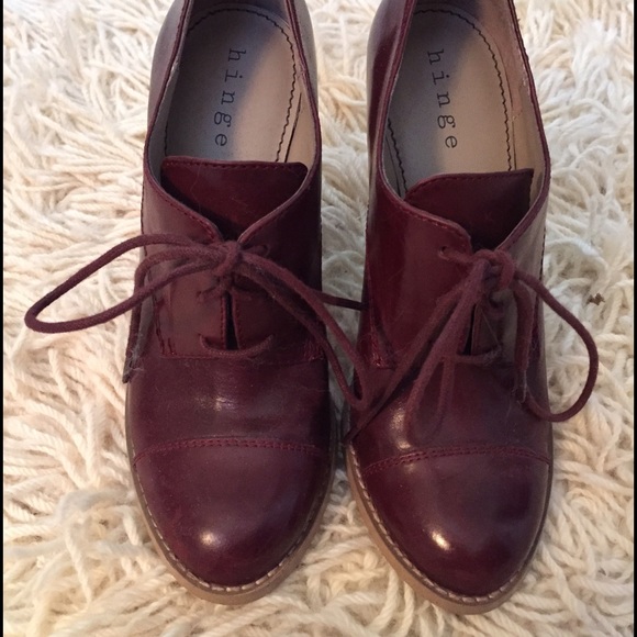 Hinge Oxblood Oxford Pumps