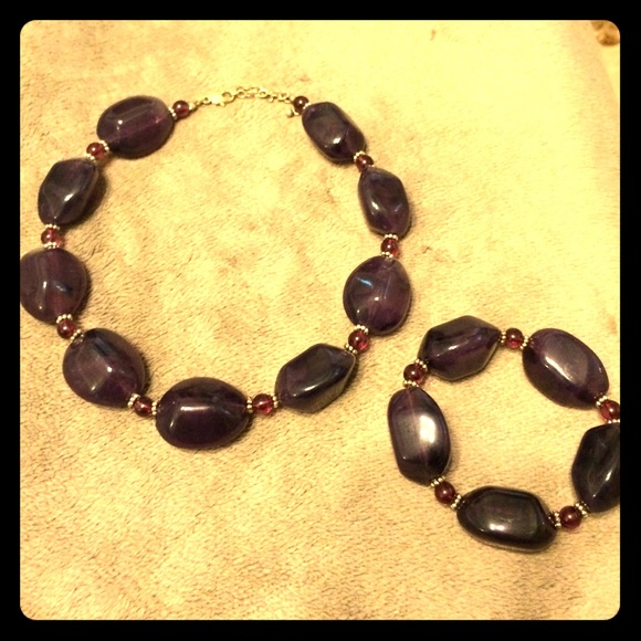 Purple necklace and bracelet set