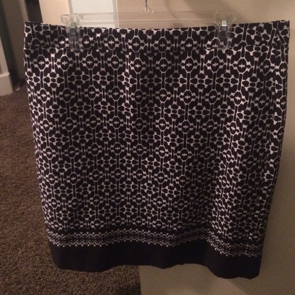 Van Husen Studio black and white skirt