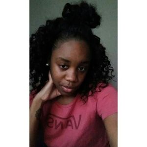 Meet your Posher, Angelica