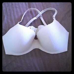 FREE BIN ITEM-- Victoria's Secret multi-way bra