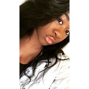 Meet your Posher, Leah