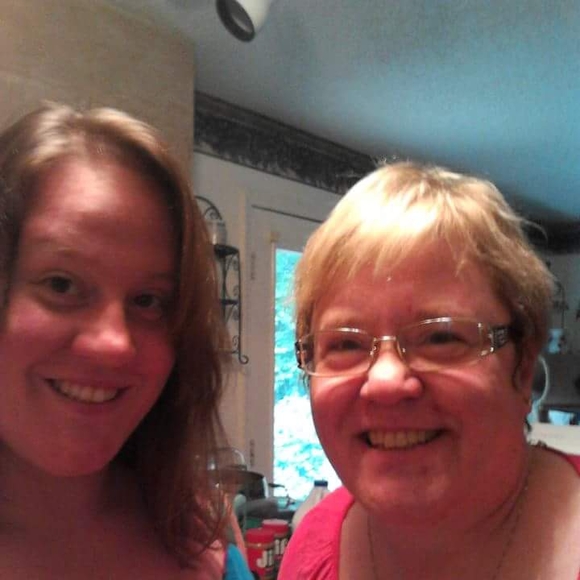 Meet your Posher, Cindy