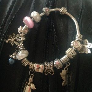 Pandora bracelet .925