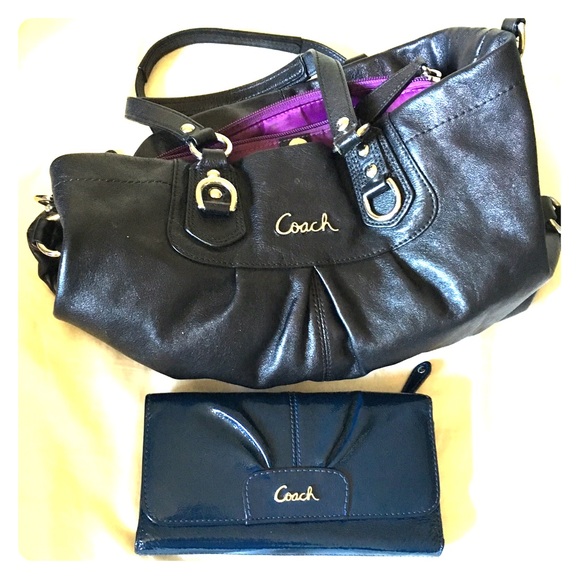 ✨Coach Black Bag with Blue Coach Wallet