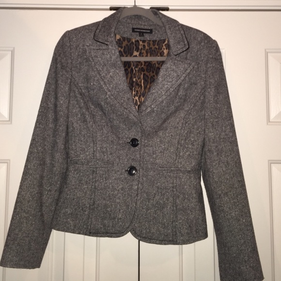 Stylish Express Suit-Jacket Size 6, Pants size 8