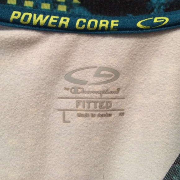 Fitted athletic shirt - Picture 3 of 3