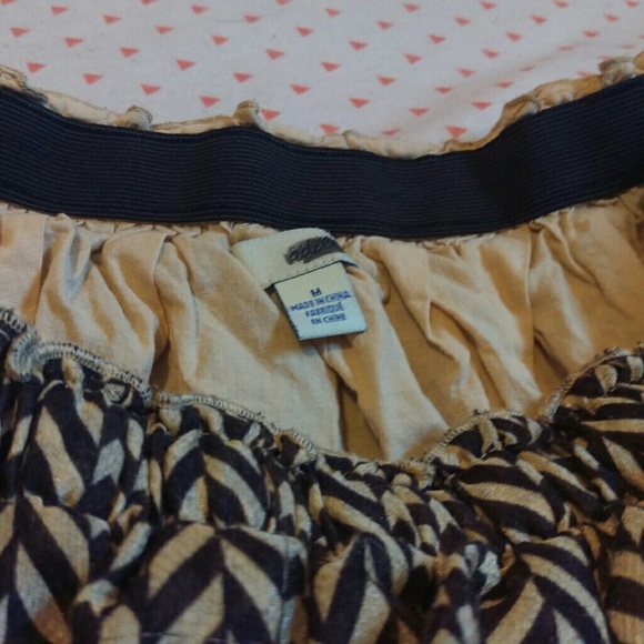 Herringbone Skirt with Pockets - Picture 2 of 4