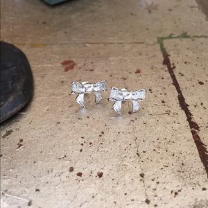 Earrings- ribbon shaped